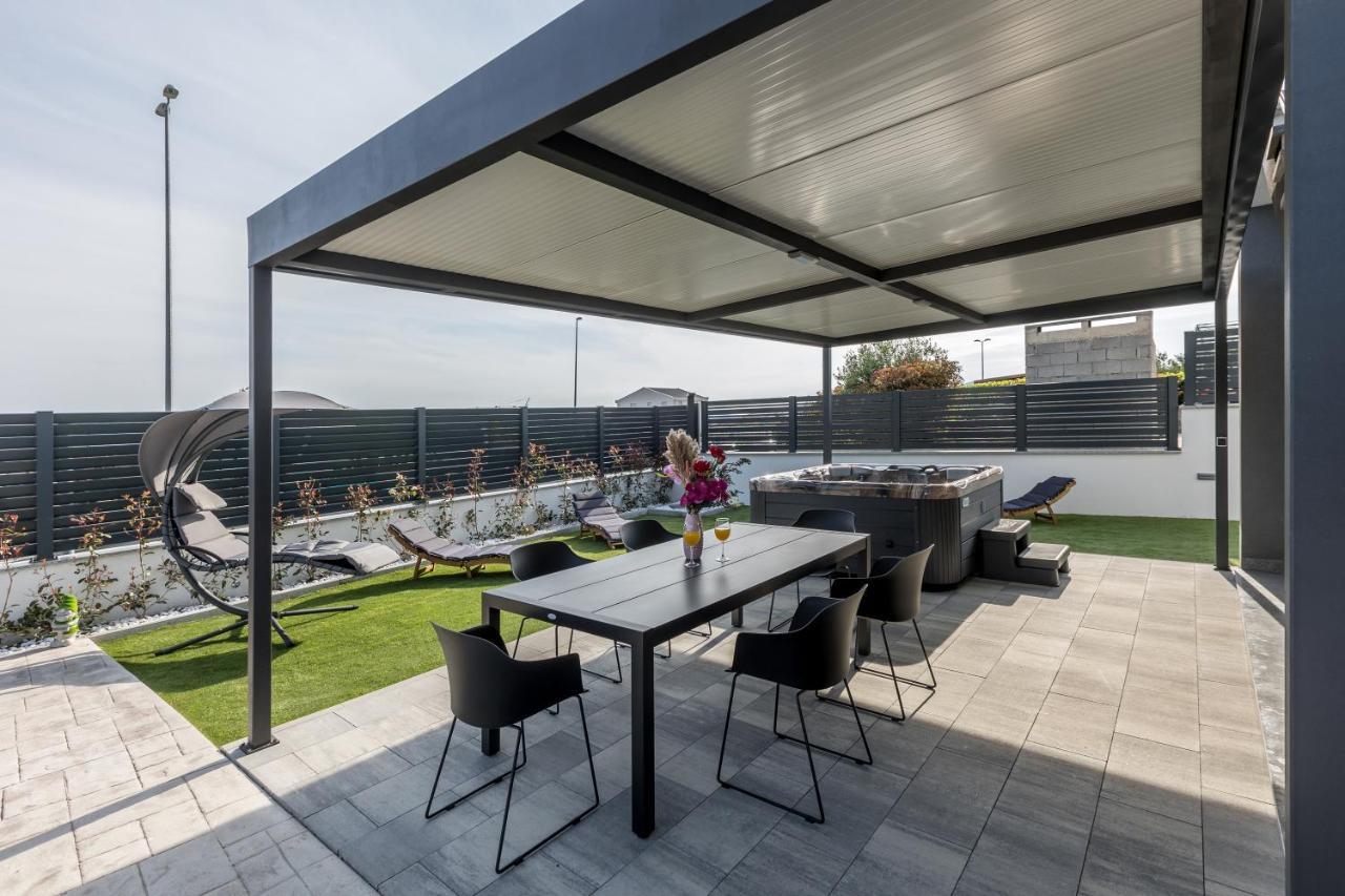 Luxury Apartments Katarina Kaštela Exterior foto